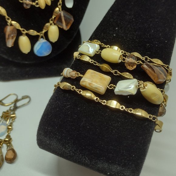 Three Piece Set Necklace in Tones of Cream, Blues, Pinks and Gold - Picture 13 of 13